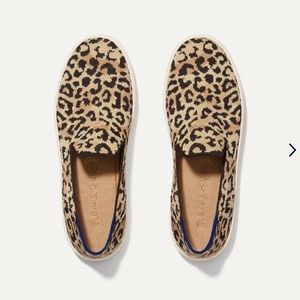 Rothy’s Camo Cat Sneaker size 9.5 (fits like a 9)